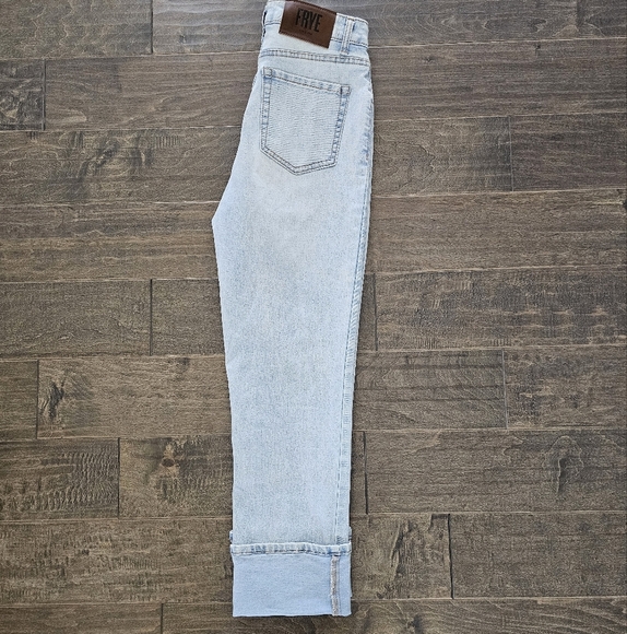 Frye Light Wash High-Rise Women's Jeans Sz 27/4 - Picture 2 of 9